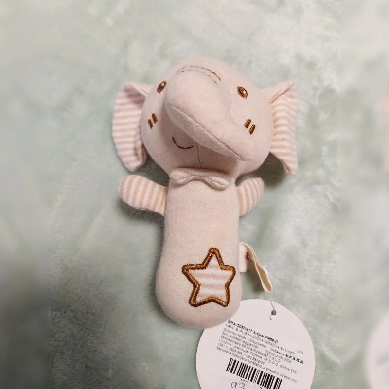 Skviker slon sa zvezdicom u Tifany Shop Novi Sad