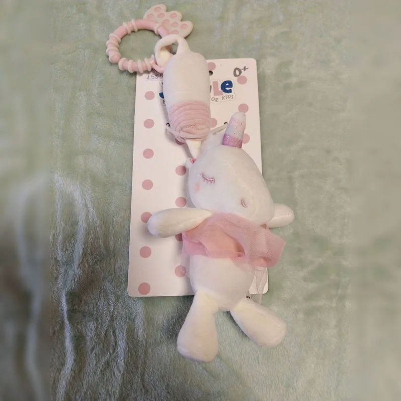 Viseća igračka jednorog u Tifany Shop Novi Sad